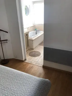 Salle de bains dans l'établissement Villa des iris
