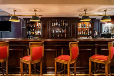 Salon ou bar de l'établissement Villa Panthéon