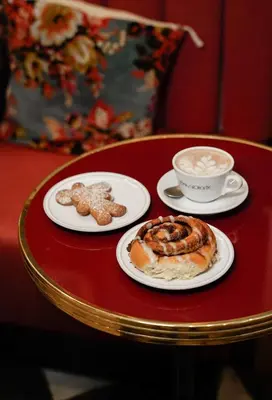 Nourriture dans l'hôtel ou à proximité