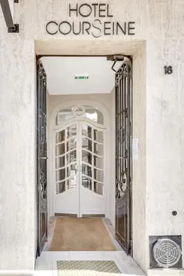 Façade ou entrée de l'établissement Hotel Courseine