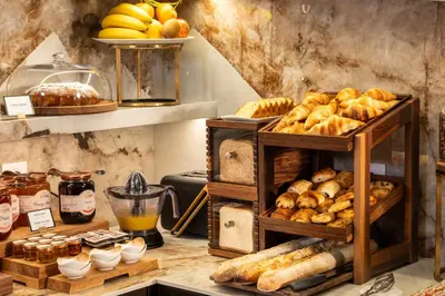 Nourriture dans l'hôtel ou à proximité