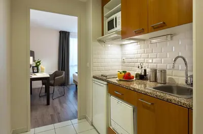 Cuisine ou kitchenette dans l'établissement Citadines Montmartre Paris