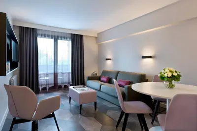 Coin salon dans l'établissement Citadines Trocadéro Paris