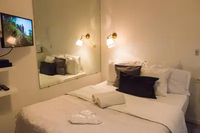 Un ou plusieurs lits dans un hébergement de l'établissement Paris Lady Mimi
