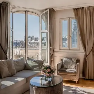 La Clef Louvre Paris by The Crest Collection