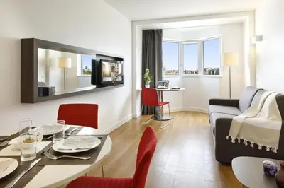 Coin salon dans l'établissement Citadines Montparnasse Paris