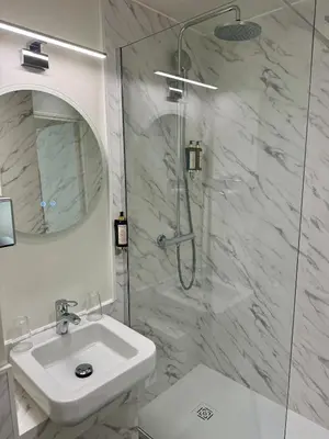Salle de bains dans l'établissement Best Western Hotel Le Montparnasse