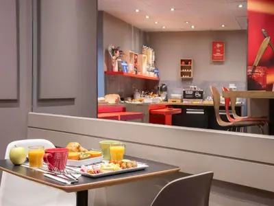 Nourriture dans l'hôtel ou à proximité
