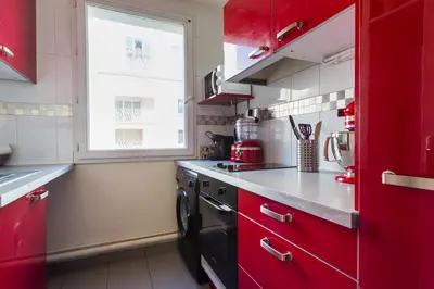 Cuisine ou kitchenette dans l'établissement Cosy appart proche Paris