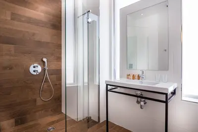 Salle de bains dans l'établissement Hotel Marais Grands Boulevards