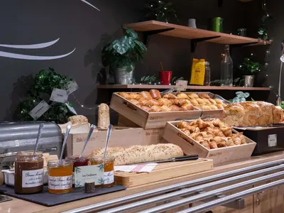 Nourriture dans l'hôtel ou à proximité