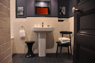 Salle de bains dans l'établissement Alba Opéra Hôtel