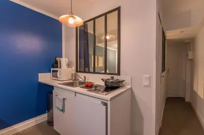 Cuisine ou kitchenette dans l'établissement WS Montmartre - Sacré Coeur