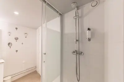 Salle de bains dans l'établissement WS Montmartre - Sacré Coeur