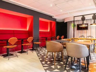 Coin salon dans l'établissement ibis Paris Ornano Montmartre Nord 18ème