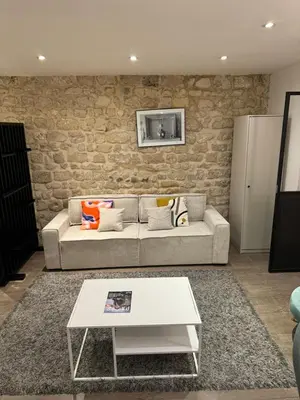 Coin salon dans l'établissement Temple Apartments Paris