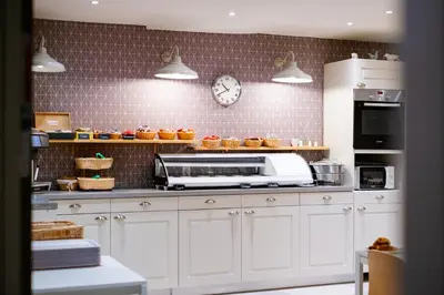 Cuisine ou kitchenette dans l'établissement Green hotels Confort Paris 13