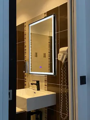 Salle de bains dans l'établissement Luxor Bastille Hotel