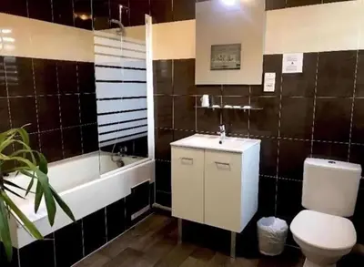 Salle de bains dans l'établissement Grand Hôtel De Paris