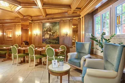 Coin salon dans l'établissement Hotel Murat