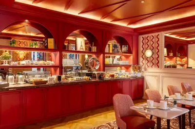 Nourriture dans l'hôtel ou à proximité
