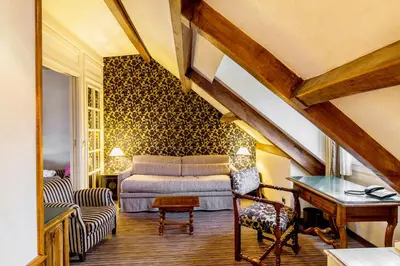 Un ou plusieurs lits dans un hébergement de l'établissement Hotel Left Bank Saint Germain