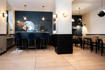 Restaurant ou autre lieu de restauration dans l'établissement Hôtel Des Arts-Bastille