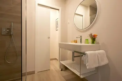 Salle de bains dans l'établissement Le Mathurin Hotel & Spa