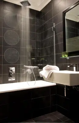 Salle de bains dans l'établissement Le Mathurin Hotel & Spa