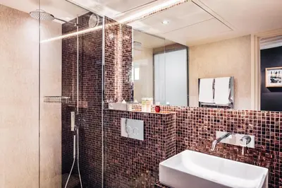 Salle de bains dans l'établissement Hôtel de Lille - Saint-Germain des Près