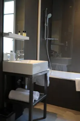 Salle de bains dans l'établissement Arc de Triomphe Etoile