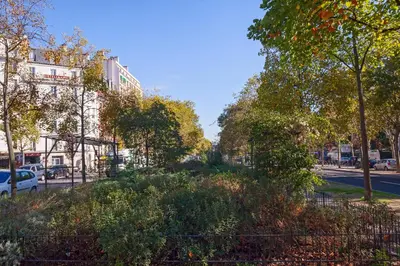 Jardin de l'établissement Hôtel de la Place des Alpes