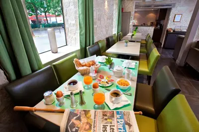 Nourriture dans l'hôtel ou à proximité