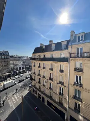 Vue générale sur Paris ou vue de la ville depuis l'hôtel