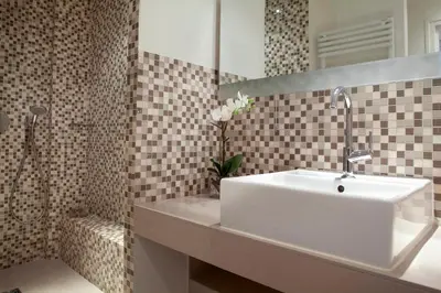 Salle de bains dans l'établissement Hôtel Mayet