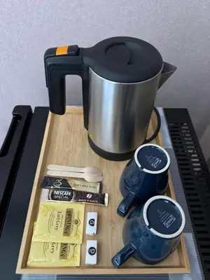 Plateau bouilloire dans l'établissement Hôtel Flor Rivoli