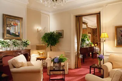 Coin salon dans l'établissement Hotel d'Angleterre