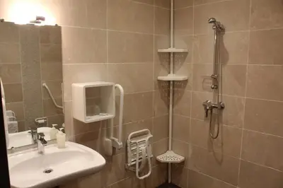 Salle de bains dans l'établissement Hotel du Dragon