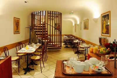 Nourriture dans l'hôtel ou à proximité