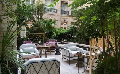 Coin salon dans l'établissement Hotel de Crillon