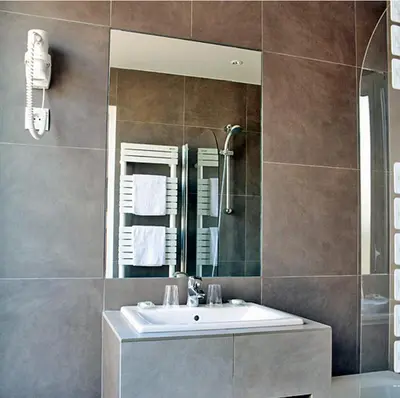 Salle de bains dans l'établissement Hotel Des Arenes