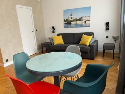 Coin salon dans l'établissement Appartement Seine et Marais