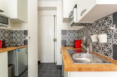 Cuisine ou kitchenette dans l'établissement Studio - Gabriel Peri