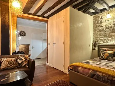 Un ou plusieurs lits dans un hébergement de l'établissement Studio design Kenzo -Bed Premium accommodation short breaks