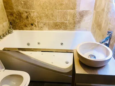 Salle de bains dans l'établissement Studio design Kenzo -Bed Premium accommodation short breaks