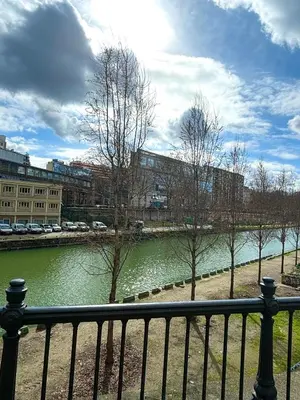Vue sur la rivière ou le fleuve situé(e) à proximité de l'auberge de jeunesse