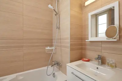 Salle de bains dans l'établissement Hôtel Villa Sorel - Paris Boulogne