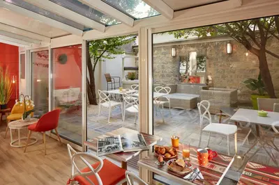 Coin salon dans l'établissement Hôtel Villa Sorel - Paris Boulogne