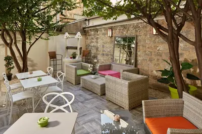 Coin salon dans l'établissement Hôtel Villa Sorel - Paris Boulogne