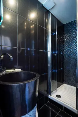 Salle de bains dans l'établissement Hôtel Du Brésil